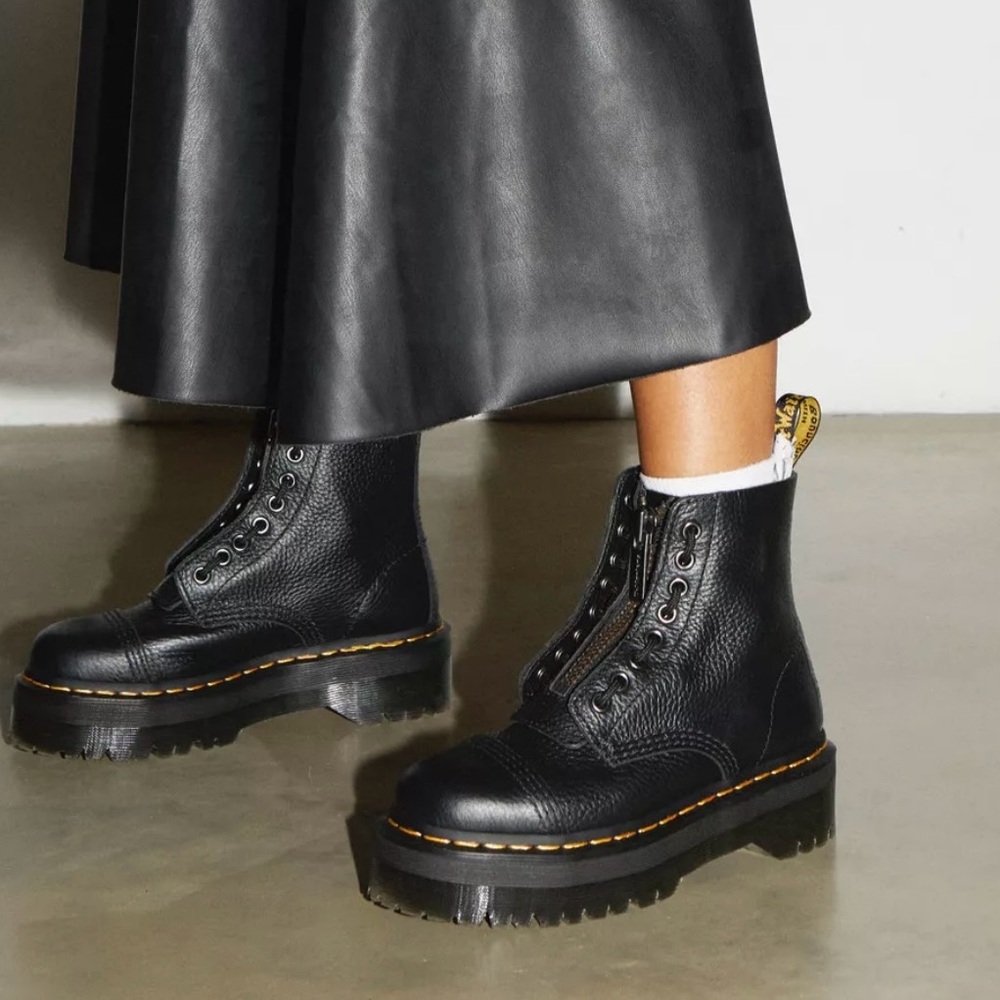 NEW! SINCLAIR MILLED NAPPA LEATHER PLATFORM BOOTS NEW